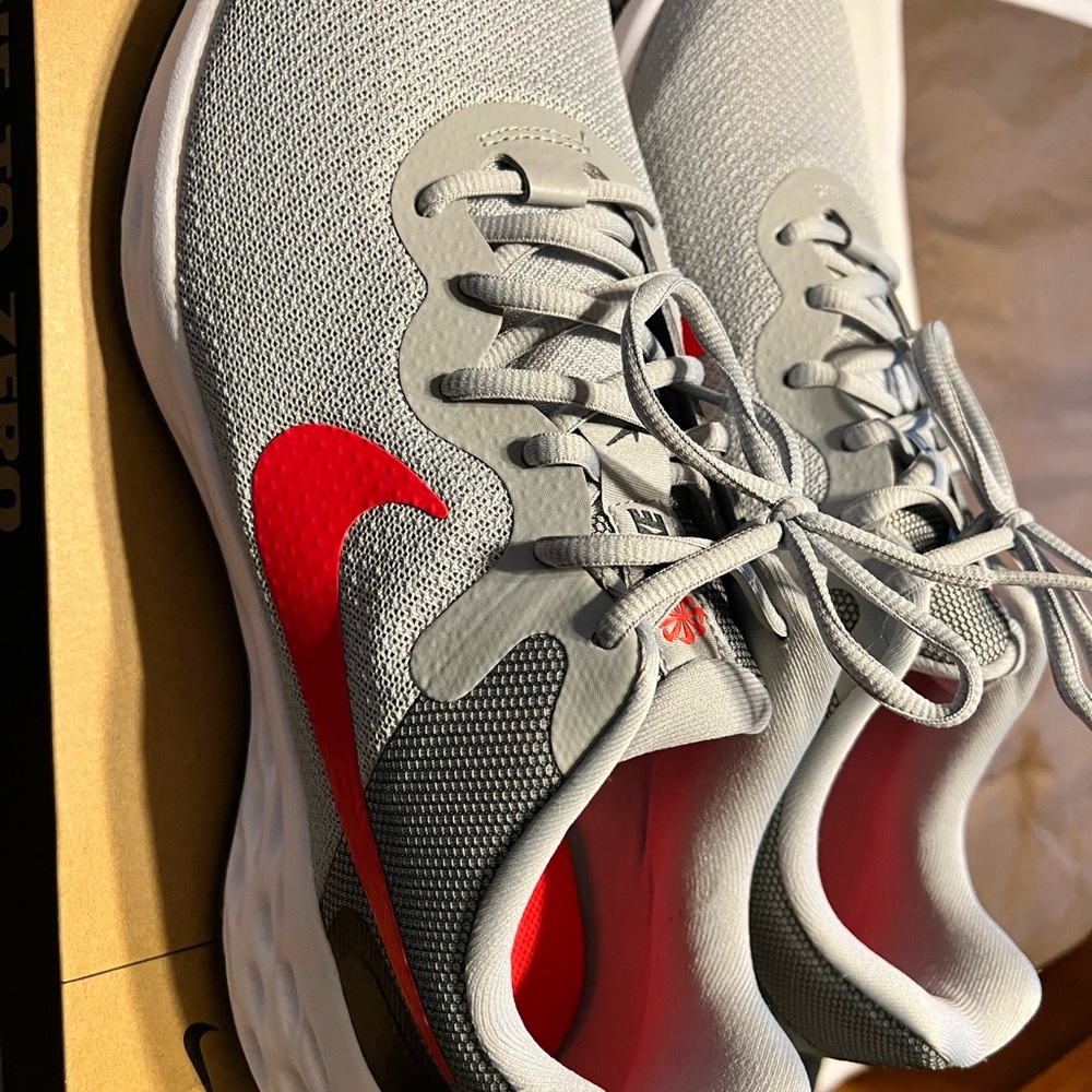 Nike Revolution 6 Sz 12